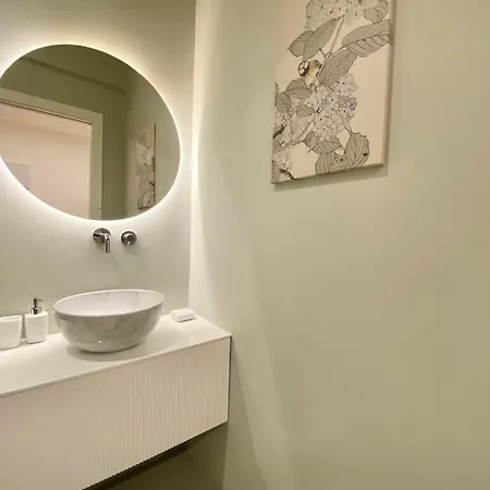 Casaviva - Wonderful In Santa M. Apartment