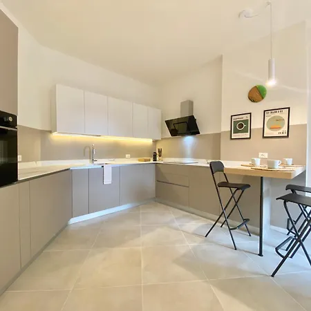 Casaviva - Wonderful In Santa M. Apartment